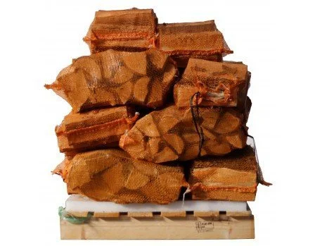 1-1-1.webp Birkenholz à 8 kg – 25 cm 15 Säcke 100 % trockenes – Bild 1
